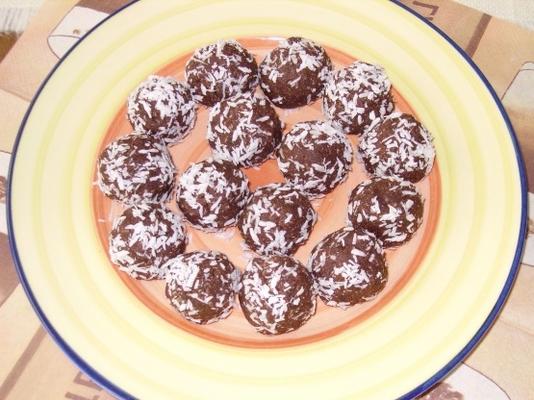 biscoitos de chocolate não assados ​​(chokladbollar)