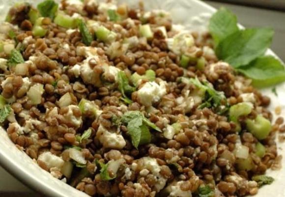 salada de lentilhas com queijo feta