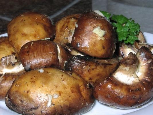 cogumelos marinados grelhados sem sal
