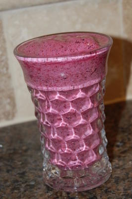 smoothie de esmagar berry limão