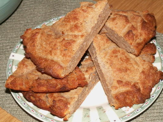 pão de frigideira de cevada estoniano