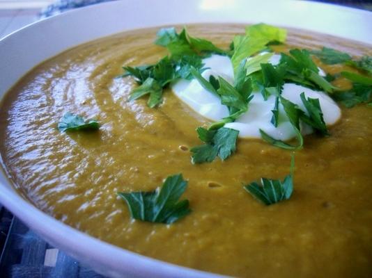 sopa de lentilha de coco