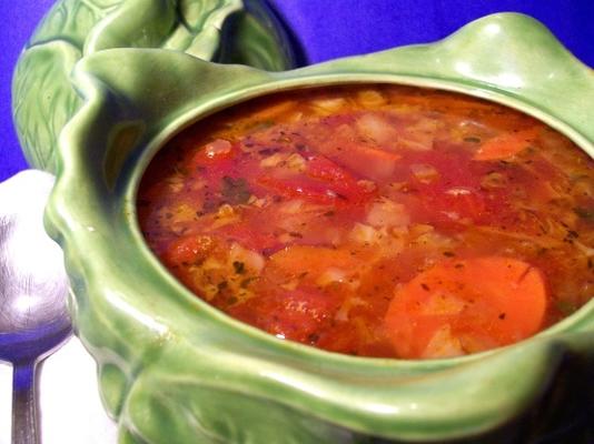 sopa de repolho de tomate
