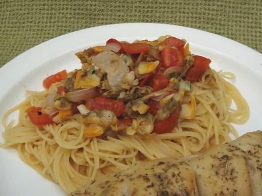 amêijoas com macarrão cabelo de anjo