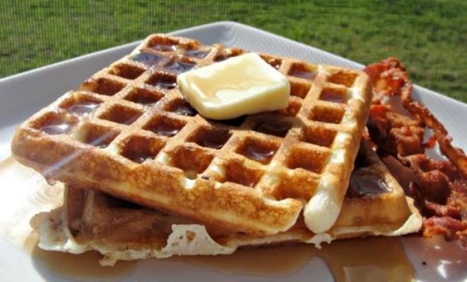 waffles de geladeira durante a noite com mel holandês