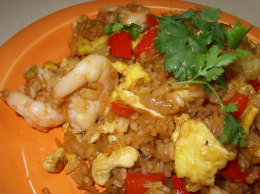 abacaxi tailandês camarão arroz frito