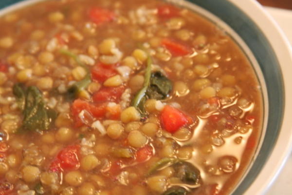 sopa de lentilha armênia