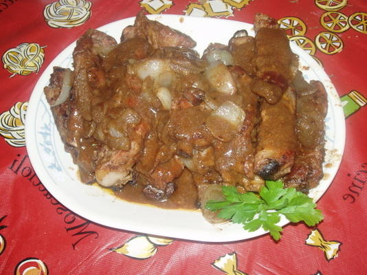 gewanduuml; rzte schweinsrippchen (costeletas picantes assadas)