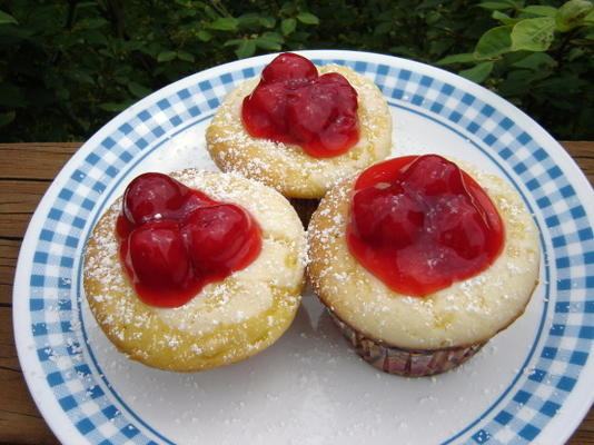 cupcakes cheesecake de cereja