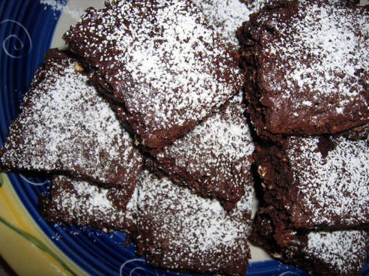 brownies úmidos e mastigáveis ​​com baixo teor de gordura