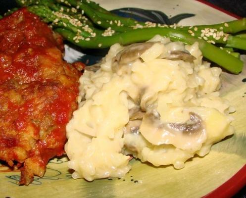 risotto de cogumelos e queijo de microondas