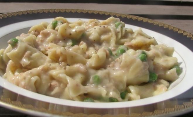 a caçarola de atum especial rápido e fácil de fogão da becky