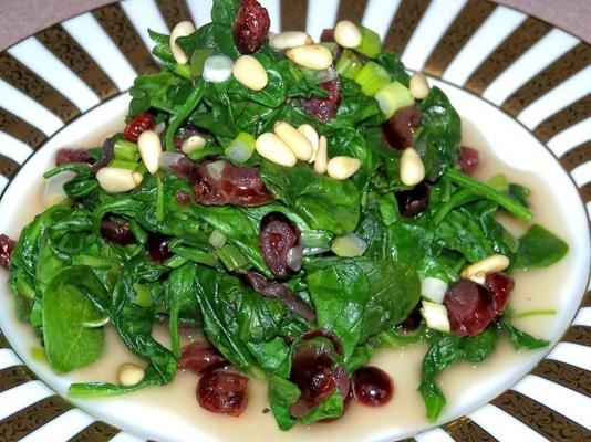 espinafre com cranberries secas (sem gordura) apenas gosto