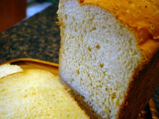 pão de pinhão parmesão (máquina de pão)