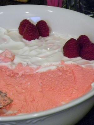 molde de jello rosa