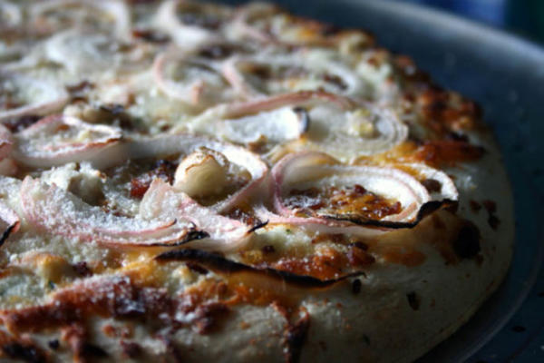 pizza de frango com alho garlicky