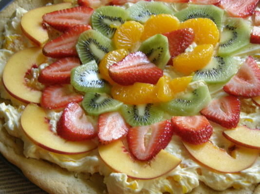 cheesecake e pizza de sobremesa de frutas