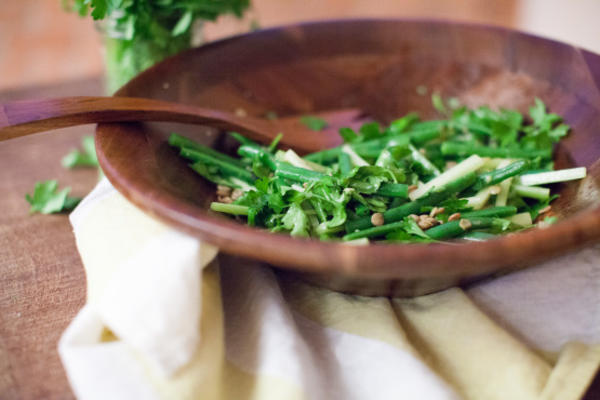 salada de lentilha, feijão e salsa