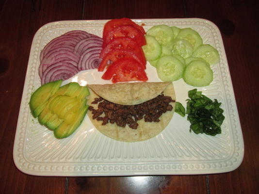 tacos persas com opção vegetariana