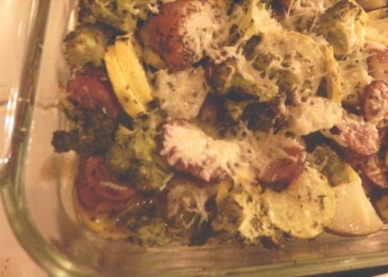 vegetais cozidos e salsichas fáceis de verduras