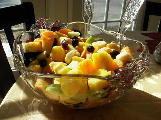 depois da festa acabar! refrescante desintoxicação salada de frutas frescas