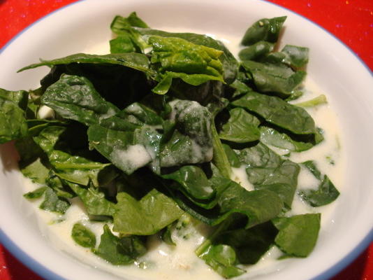 Sopa de batata com brócolis e verduras