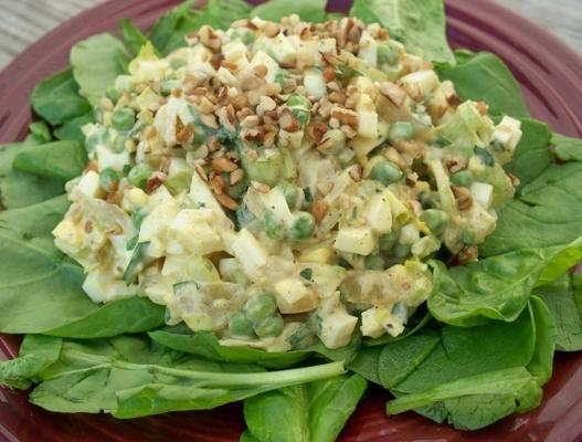 salada de ovo ao curry em verdes