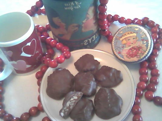 amor nibbles * valentine's * caramelo pecan clusters