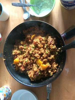 cuscuz ao curry com grão de bico