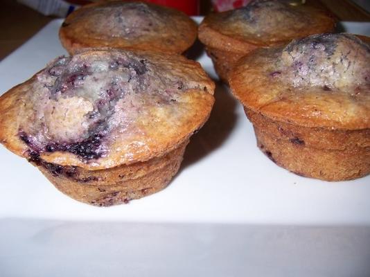 muffins de frutas saborosas