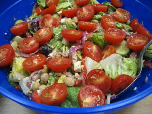 salada de salame mediterrâneo