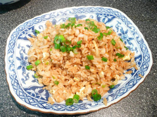 arroz frito fácil e simples