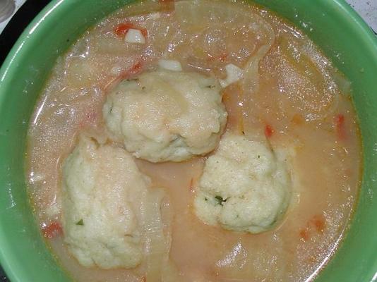 sopa de cal azteca com bolinhos de milho