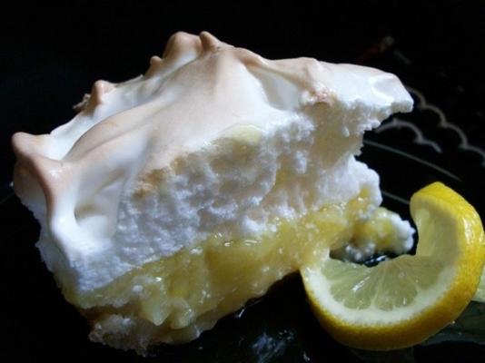 torta de merengue de limão alta milha fita azul