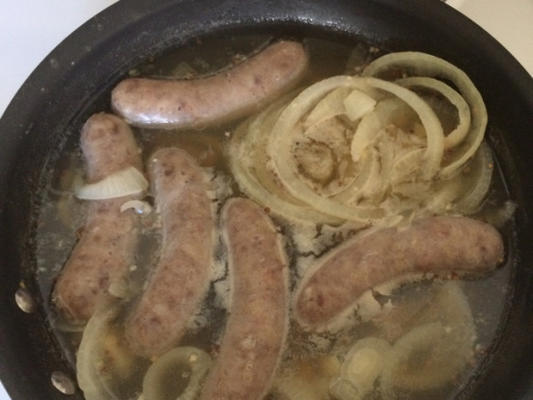 a bratwurst de cerveja de bobby flay