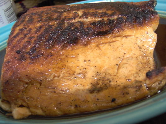 salmão com molho de vinagre balsâmico