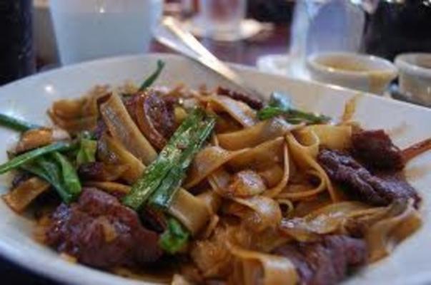 p. f. Chang's china bistrô szechwan Frango chow diversão