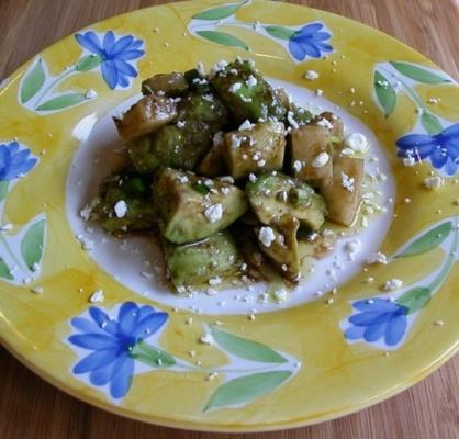 salada de abacate e couve-rábano