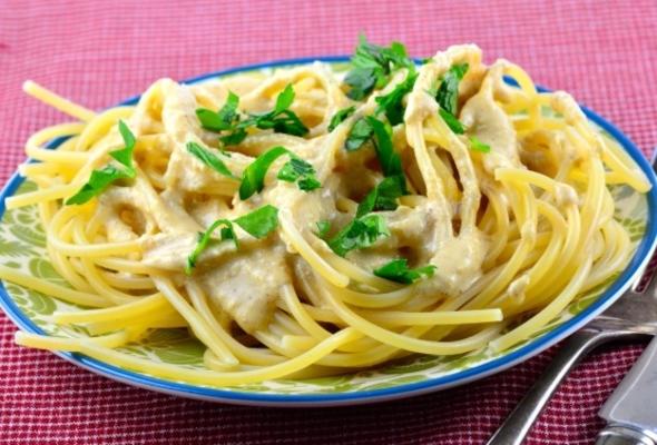 molho vegan rápido estilo alfredo (sem tofu)