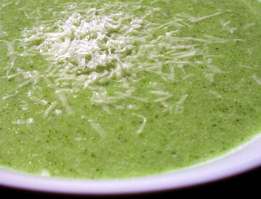 sopa fácil de brócolis