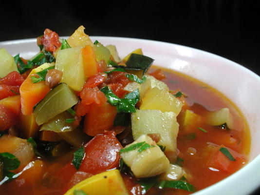 lentilha marrom e sopa de legumes