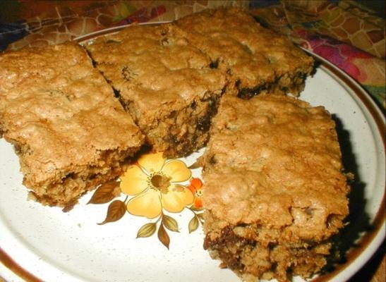 barras de chocolate com passas de aveia