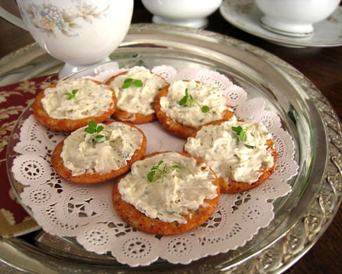 pepino dill dip - ww