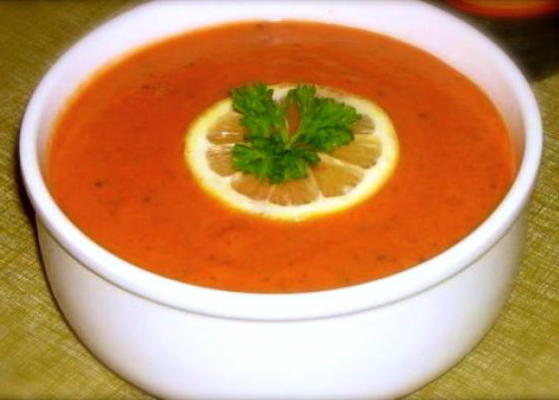 sopa de manjericão tomate progresso (imitador)