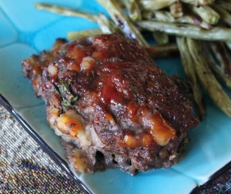 pão de carne de queijo minis