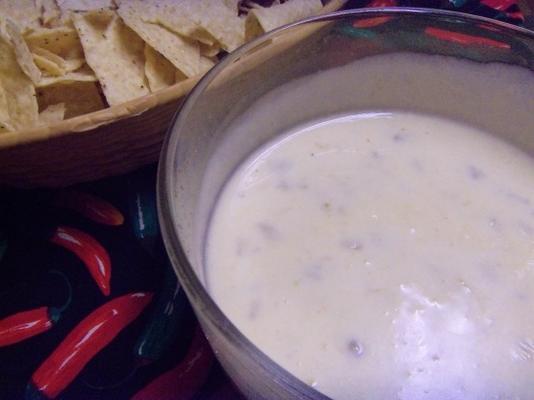 queso blanco (molho de queijo branco)