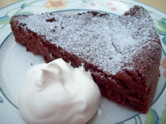 Bolo de chocolate afundado