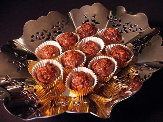 bolas de aveia com chocolate e maçapão
