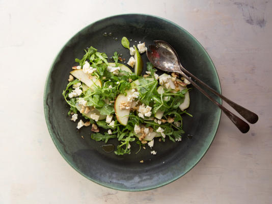 salada de noz de pêra com queijo bleu artesanal