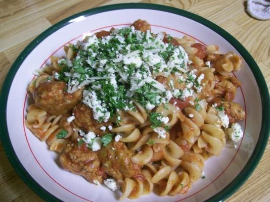 macarrão com salsicha e ricota